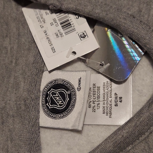 St. Louis Blues sweatshirt - Picture 5 of 6